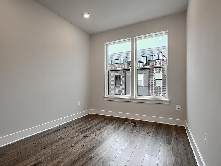 109 Glass Ln — Photo 24