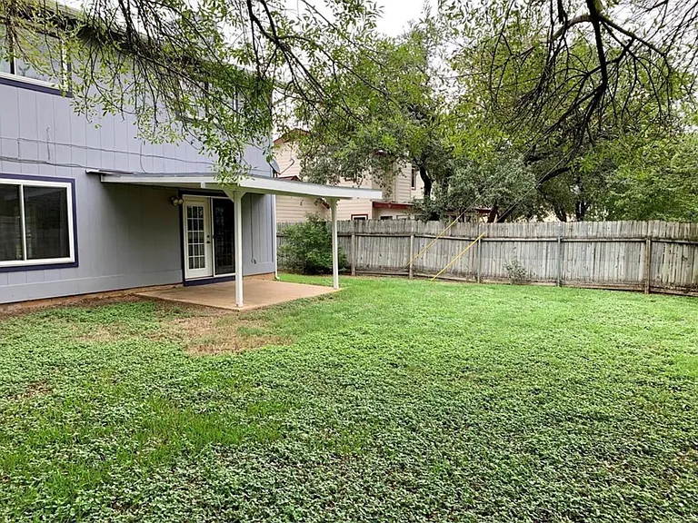 11502 Tanglebriar Trl — Photo 22