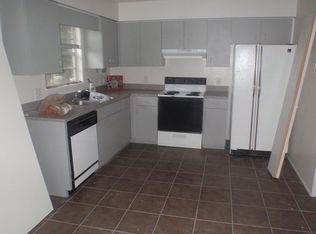 2411 Avenue C, Bradenton Beach, FL 34217