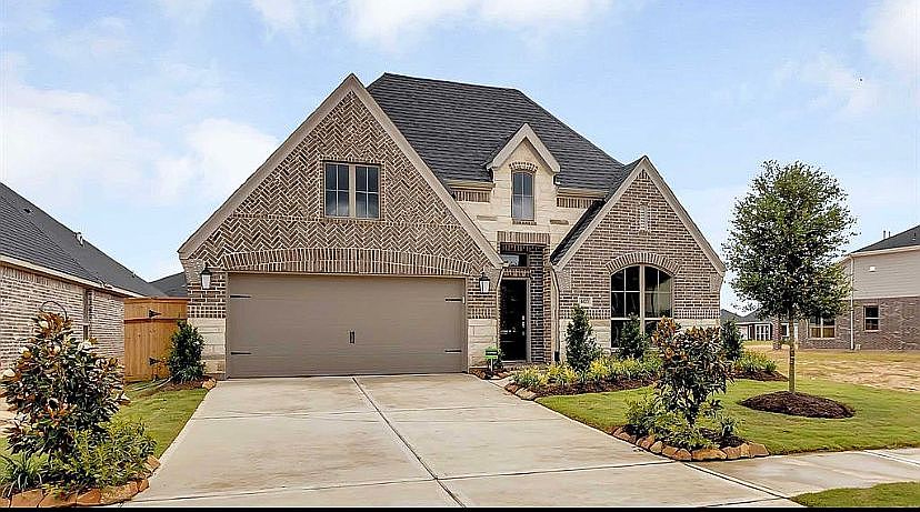 1st image of 4023 Maple Glen Dr