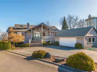 3748 Glen Oaks Dr, Nanaimo, BC V9T 6H2