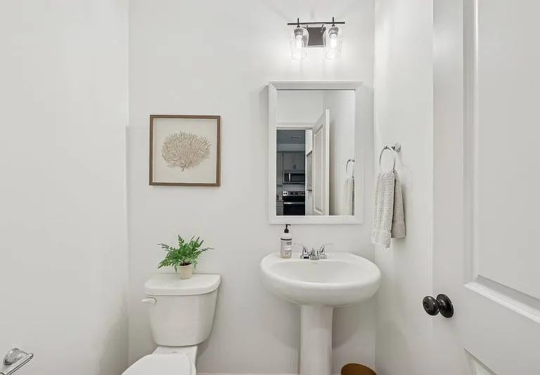 Half bathroom on the 1st floor