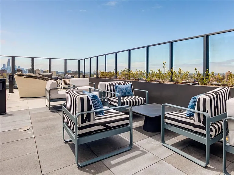 Four50 Residences — Photo 10