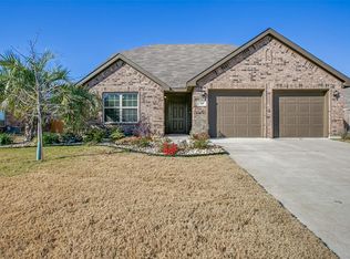 209 Hitt St, Waxahachie, TX