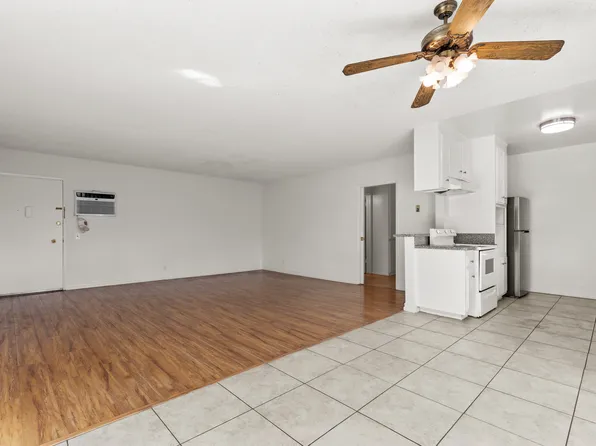 4924 Kester Ave #10, Sherman Oaks, CA 91403