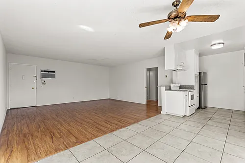 4924 Kester Ave #10 Photo 1