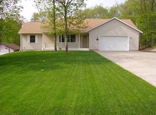11 Blueridge St, Marquette, MI 49855