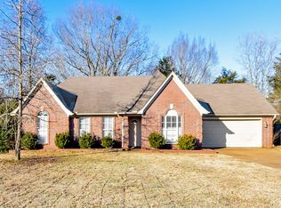 135 Seawood Dr, Oakland, TN 38060