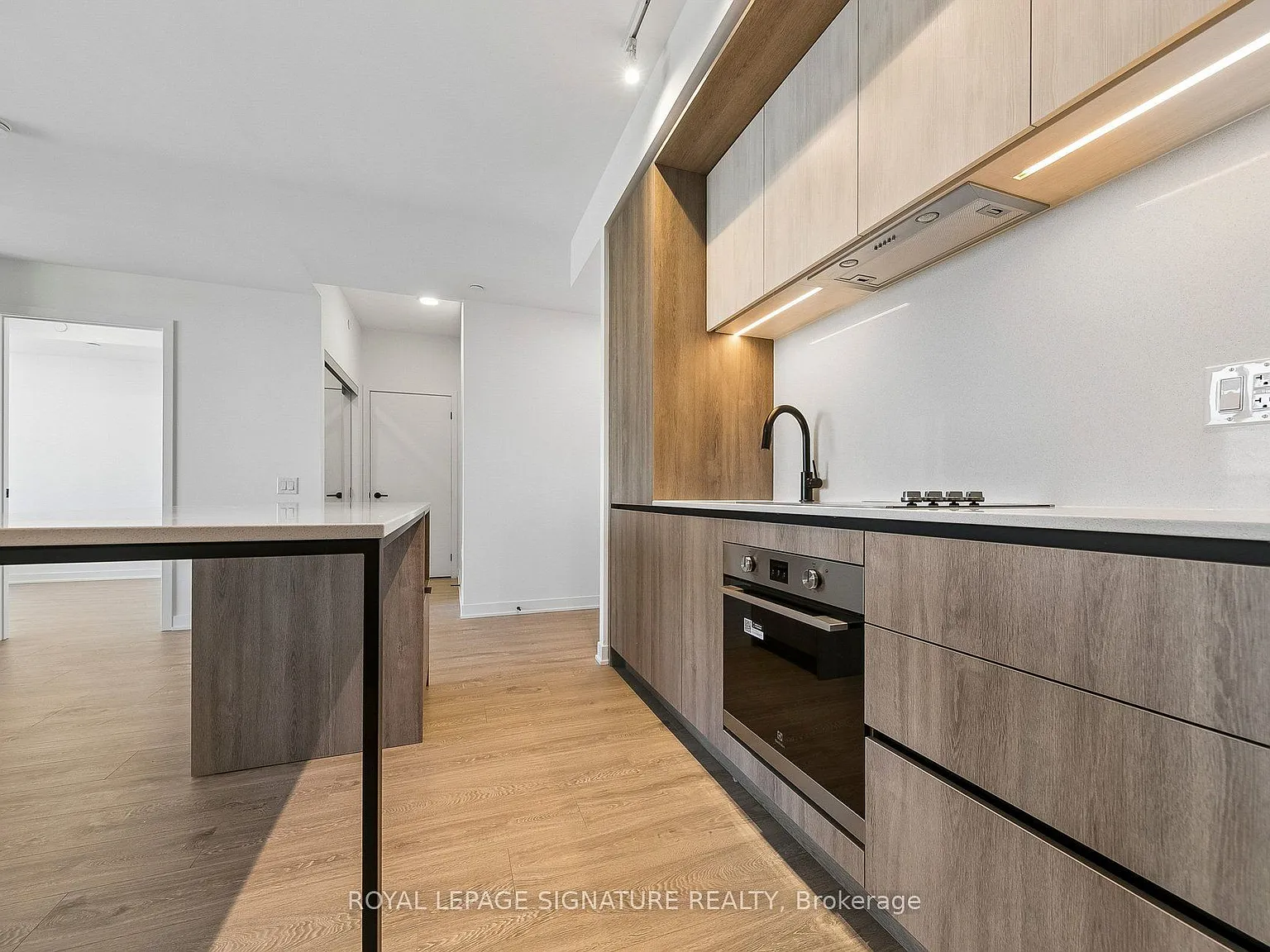 2 bed, $3,100 — Photo 2