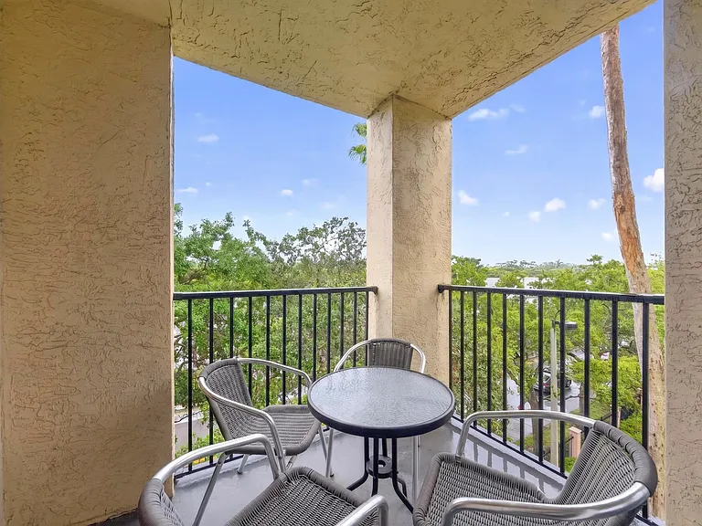 520 SE 5th Ave #2211 — Photo 37