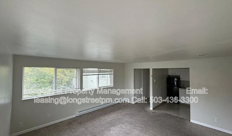915 SW Adams Ave #13 — Photo 9