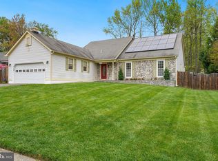 10904 Clara Barton Ct, Fairfax, VA 22032