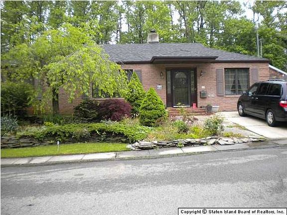 2nd image of 143 Trenton Ct