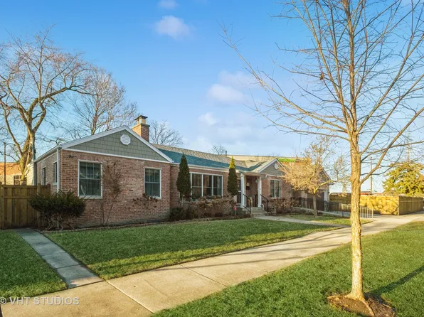 7196 N Mankato Ave, Chicago, IL 60646