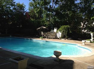 315 Stanley Ave, Hasbrouck Heights, NJ 07604
