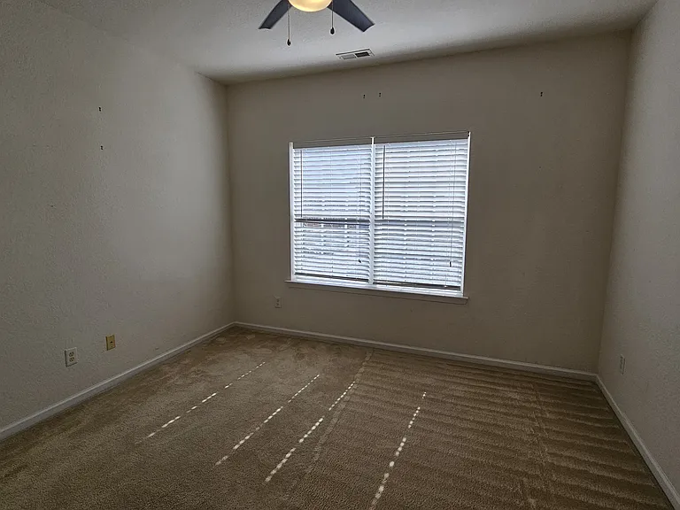 214 Larimar Ave — Photo 10