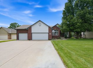 14012 W Highland Springs Ct, Wichita, KS 67235