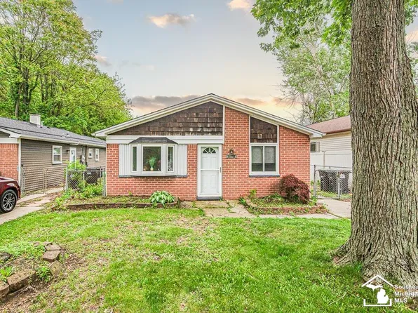 14711 Oldham St, Taylor, MI 48180