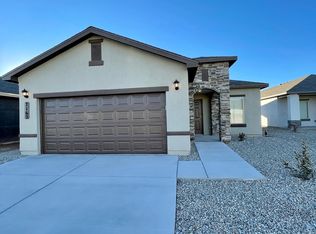 7165 Meridian St, Las Cruces, NM 88012