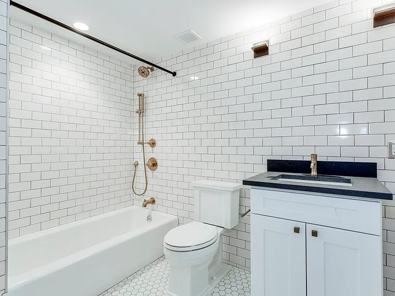 282 North St #6 — Photo 17