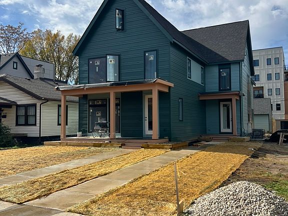 3rd image of 2142 N Park Ave