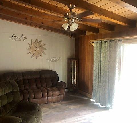 3rd image of 607 Houghton View Dr