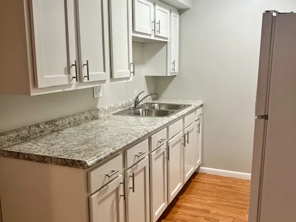 1651 W North Bend Rd APT 2, Cincinnati, OH 45224