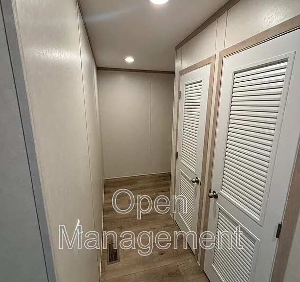 328 Kevin Dr — Photo 6