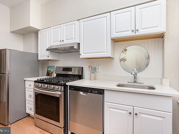 2nd image of 408 Gwynn Ave