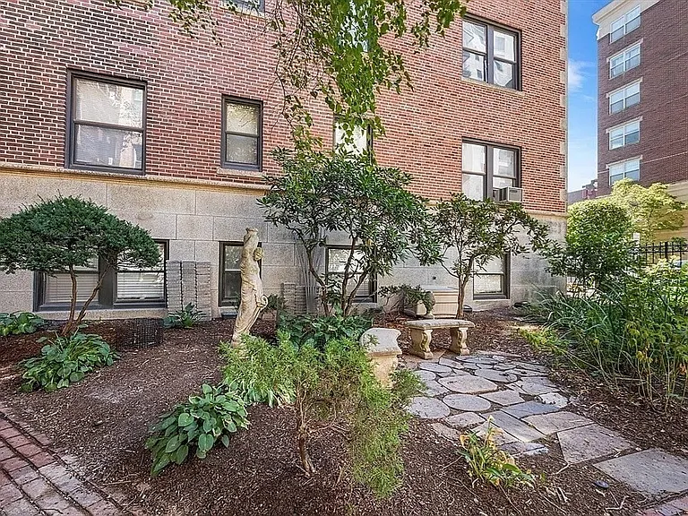 82 Jersey St #31 — Photo 18