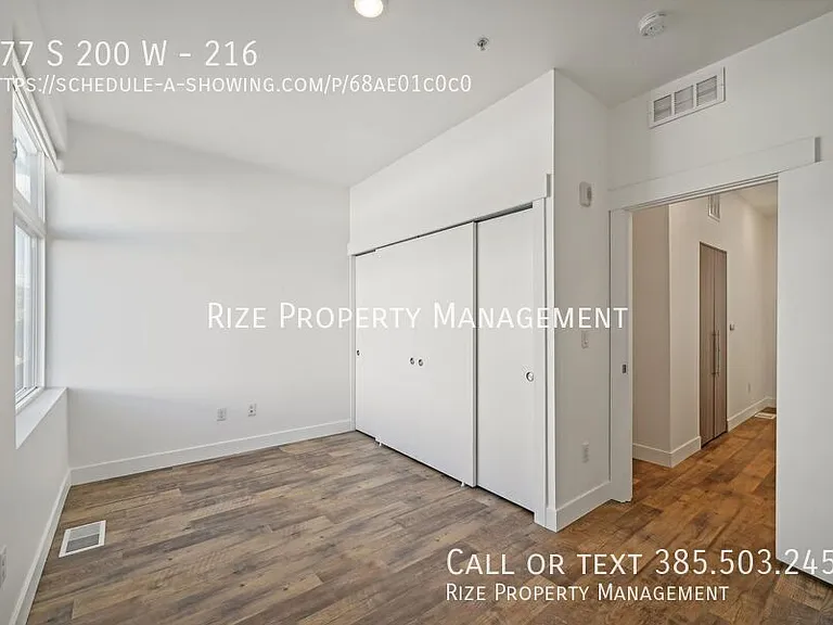 877 S 200 W #216 — Photo 16