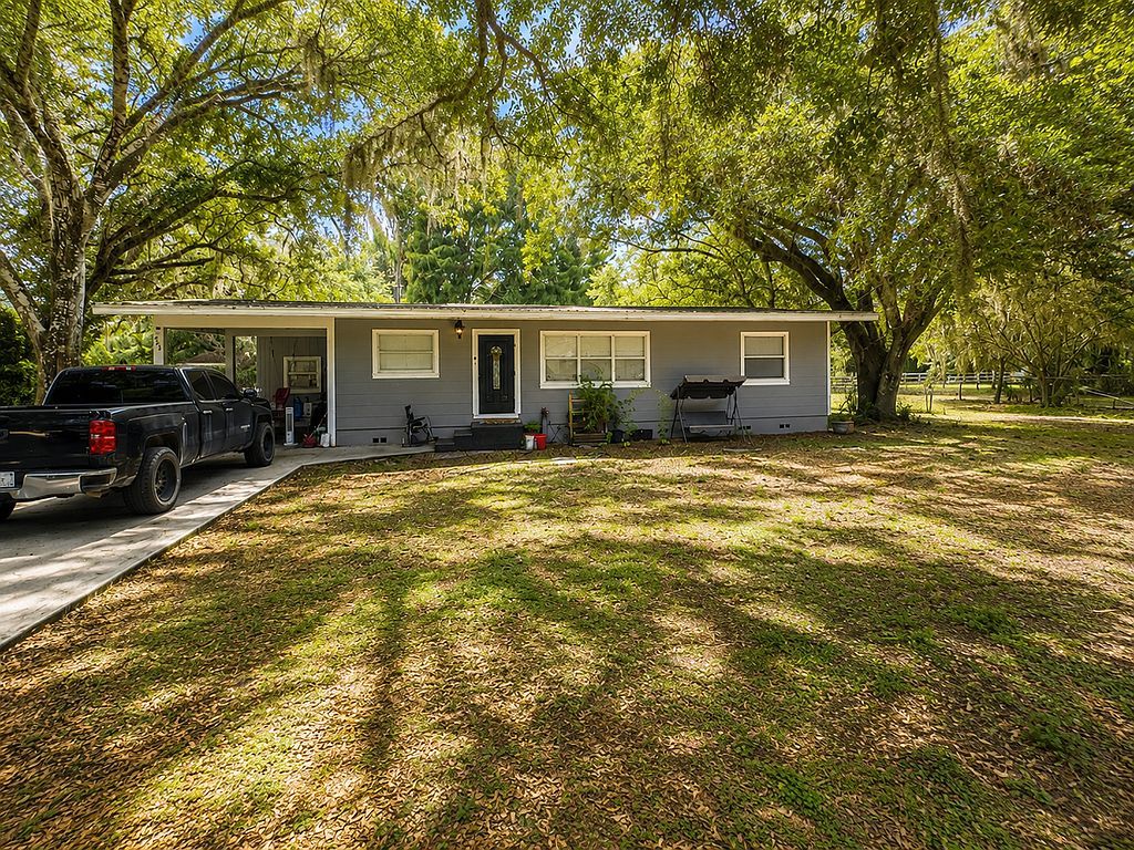 226 Clark St - Property Image