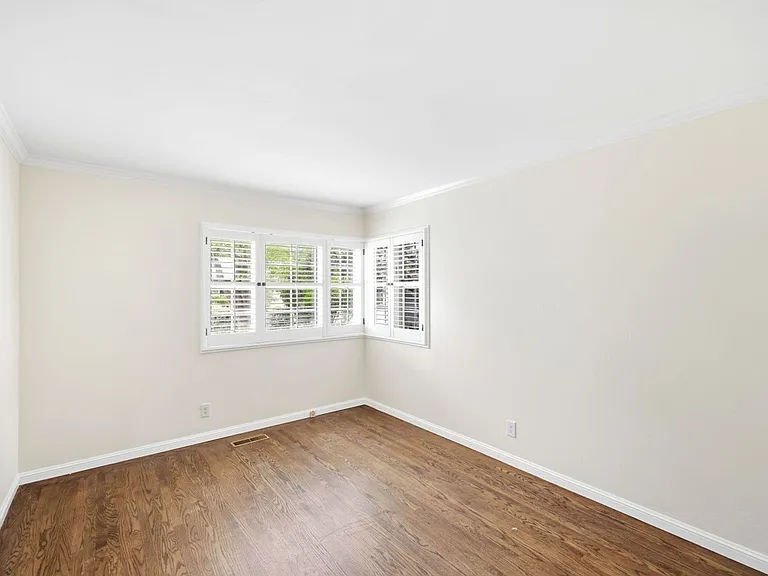 2973 Arguello Dr — Photo 15