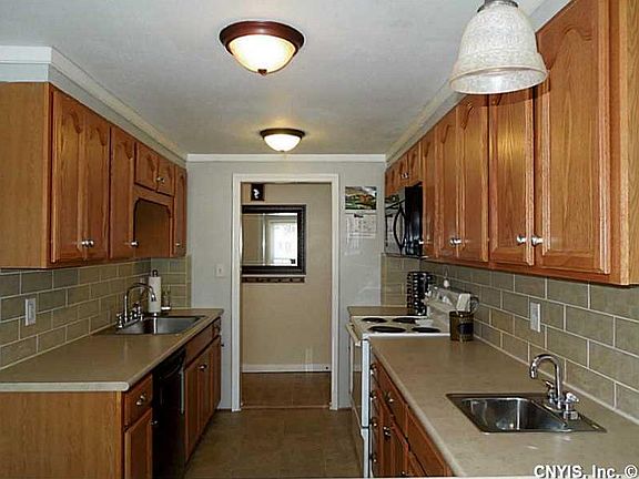 4th image of 204 Sunflower Dr