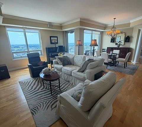 4th image of 4545 Commerce St Unit 2102