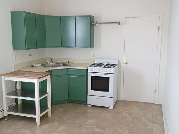 5th image of 170 Beach 91 St #1