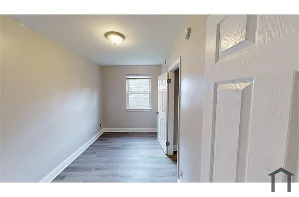 Building Photo - 46 Forrester St SW #3