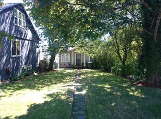 4044 32nd Ave SW, Seattle, WA 98126