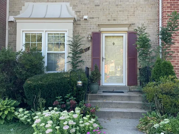 5602 Stillwater Ct, Burke, VA 22015