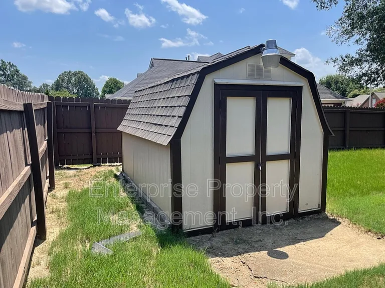 3840 Charbon Ln — Photo 46