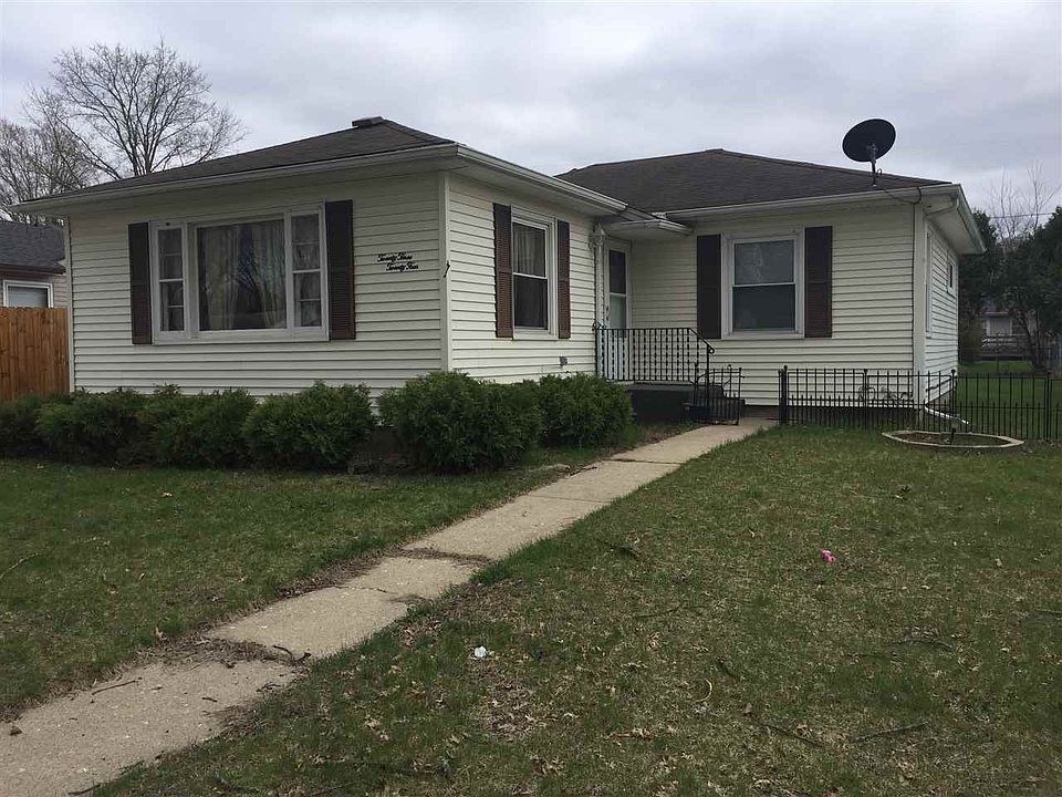 1st image of 2324 Pierce Ave