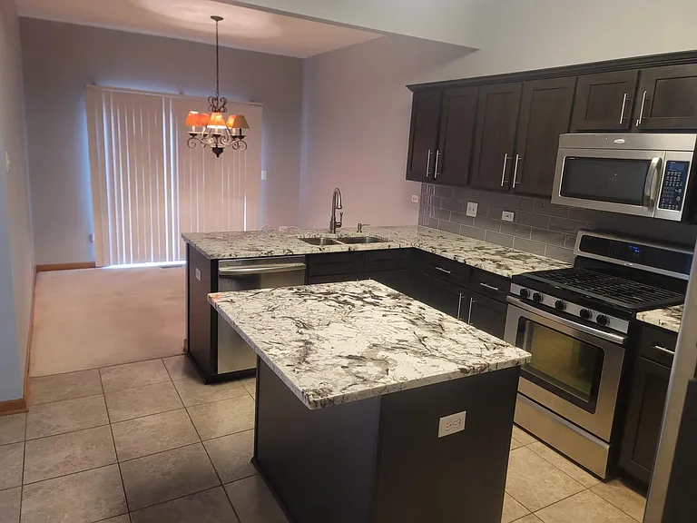 1663 S Candlestick Way — Photo 6