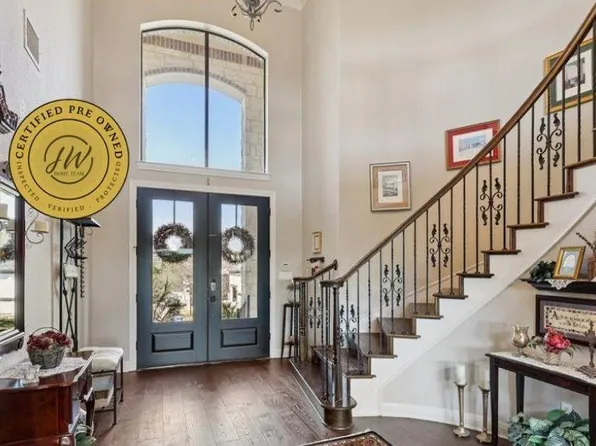 111 Vailco Ln, Austin, TX 78738