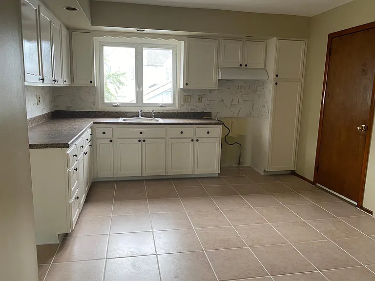 298 Garibaldi Ave #2 — Photo 8