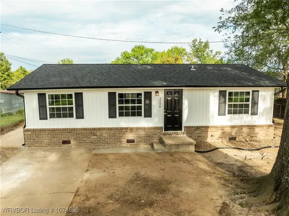 3206 N 43rd St, Fort Smith, AR 72904
