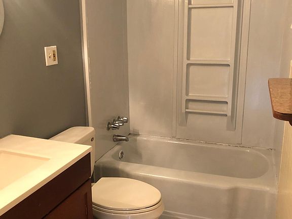 3rd image of 3683 E 52nd St