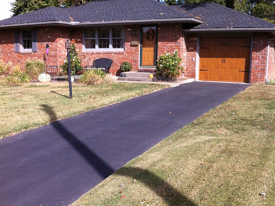 1st image of 2814 Southeast Blvd