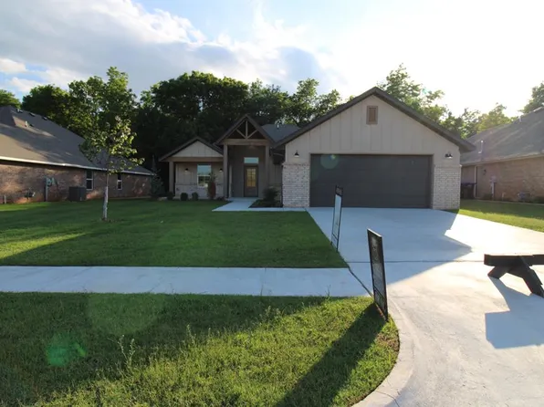 132 Mountain Laurel Way, Noble, OK 73068