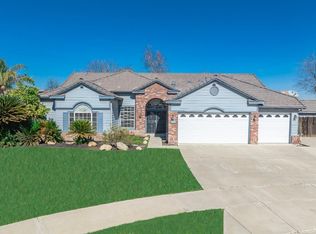 466 Camden Ct, Lemoore, CA 93245