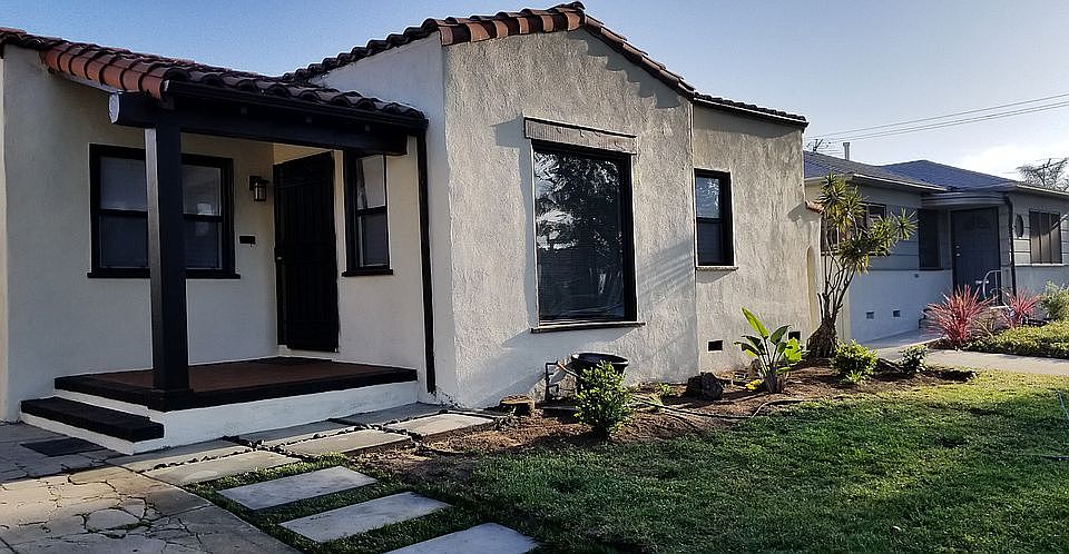 1st image of 446 W Ellis Ave